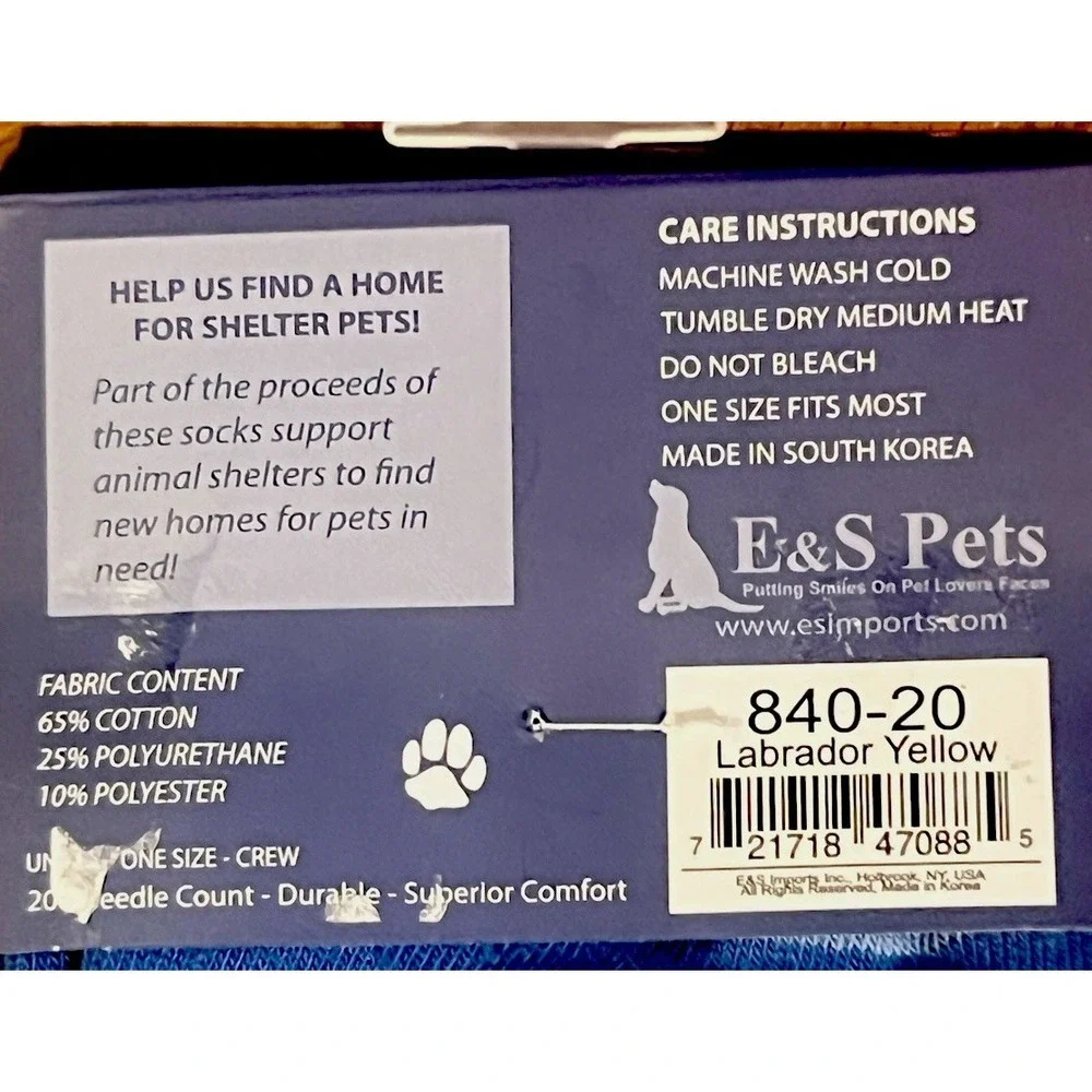E&S Pets Yellow Labrador Retriever Crew Socks NWT 